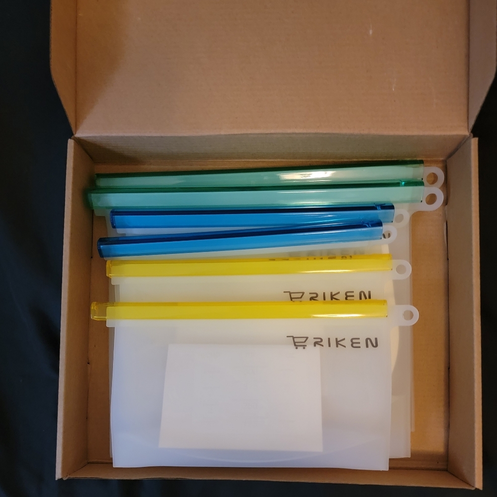 ERIKEN REUSABLE SILICONE FOOD STORAGE BAGS